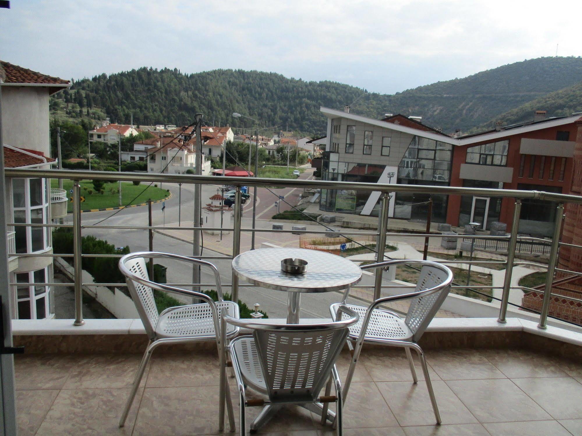 Kyknos De Luxe Suites & Rooms Kesriye Dış mekan fotoğraf