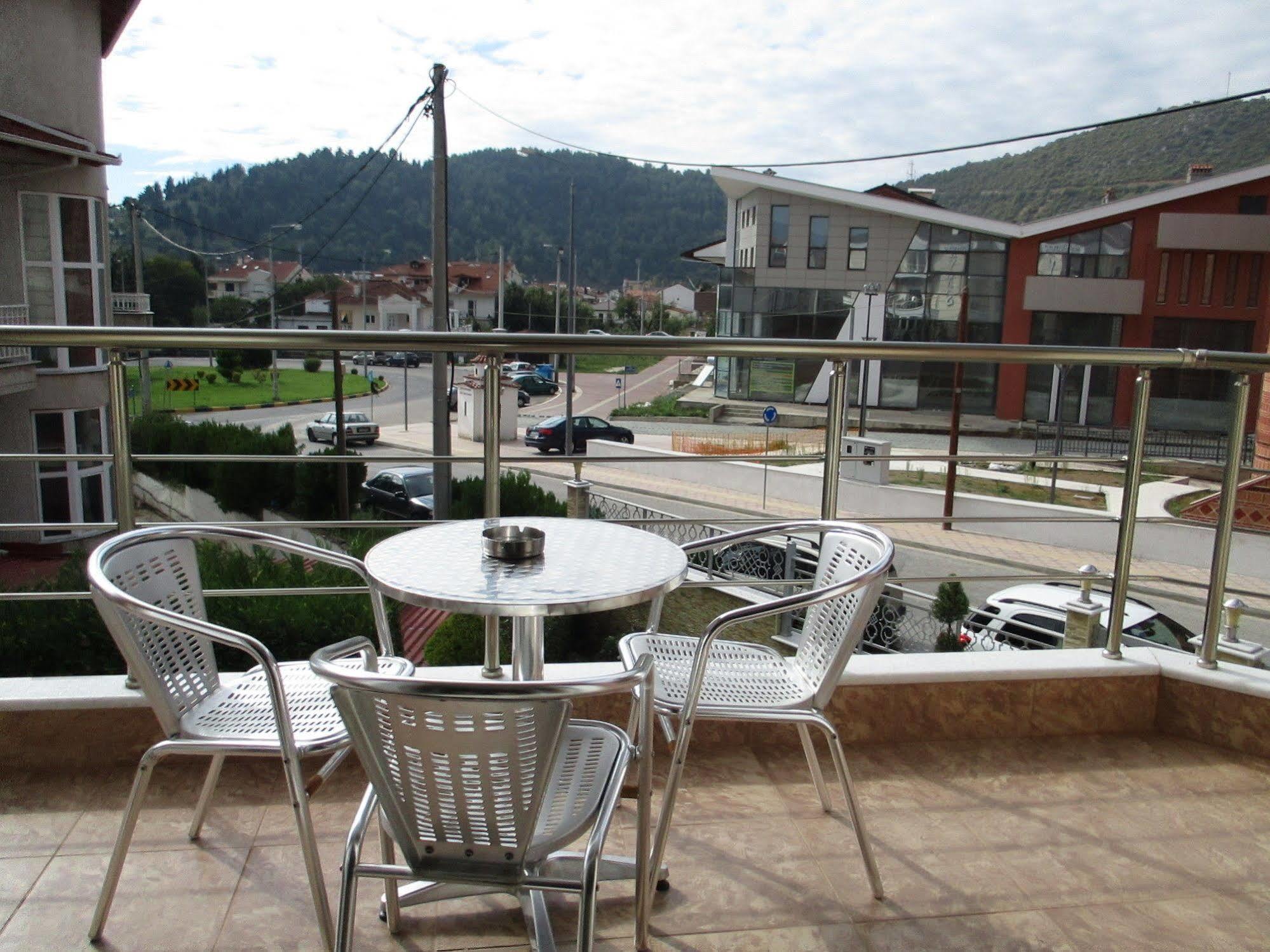 Kyknos De Luxe Suites & Rooms Kesriye Dış mekan fotoğraf