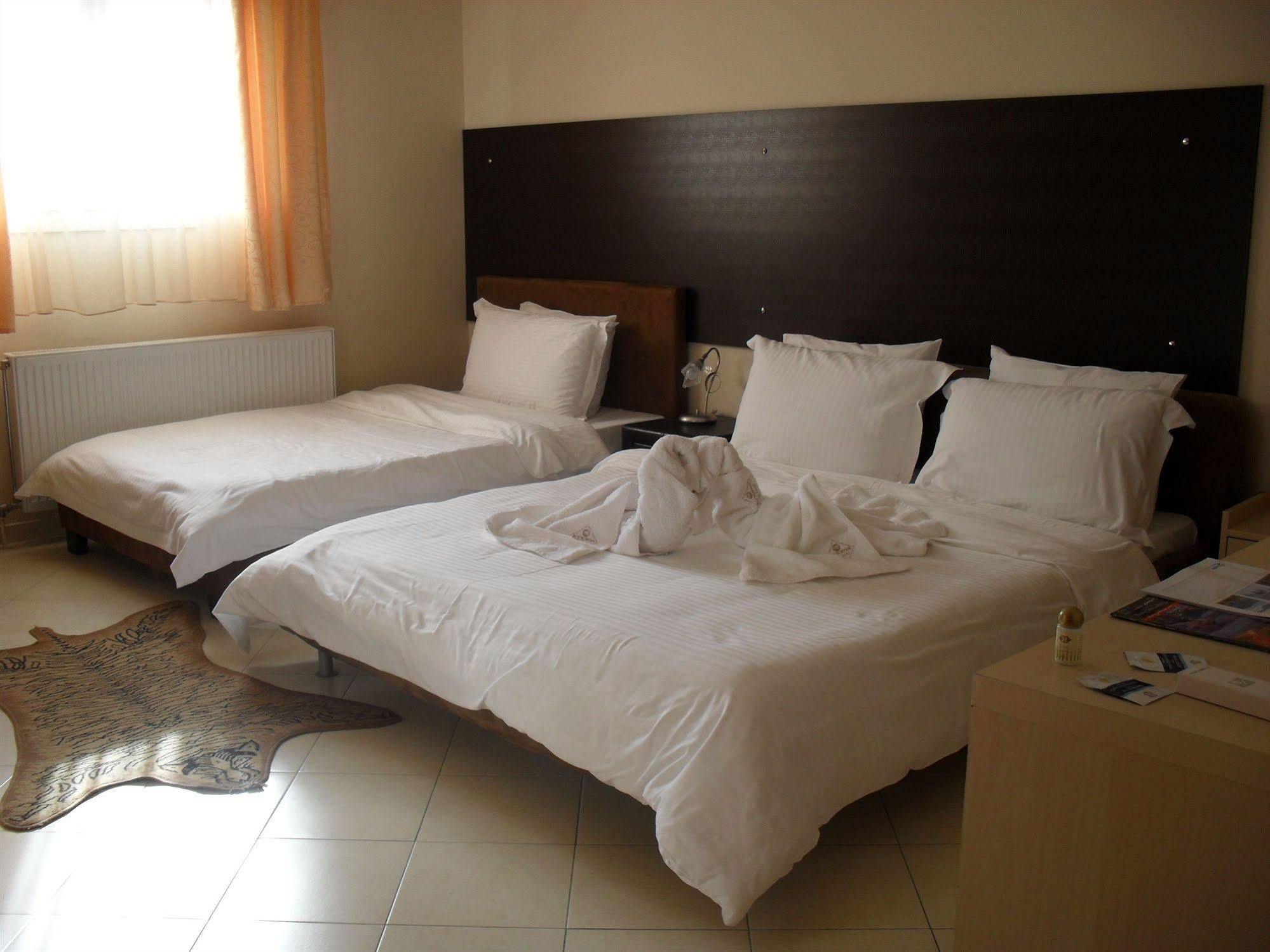 Kyknos De Luxe Suites & Rooms Kesriye Dış mekan fotoğraf